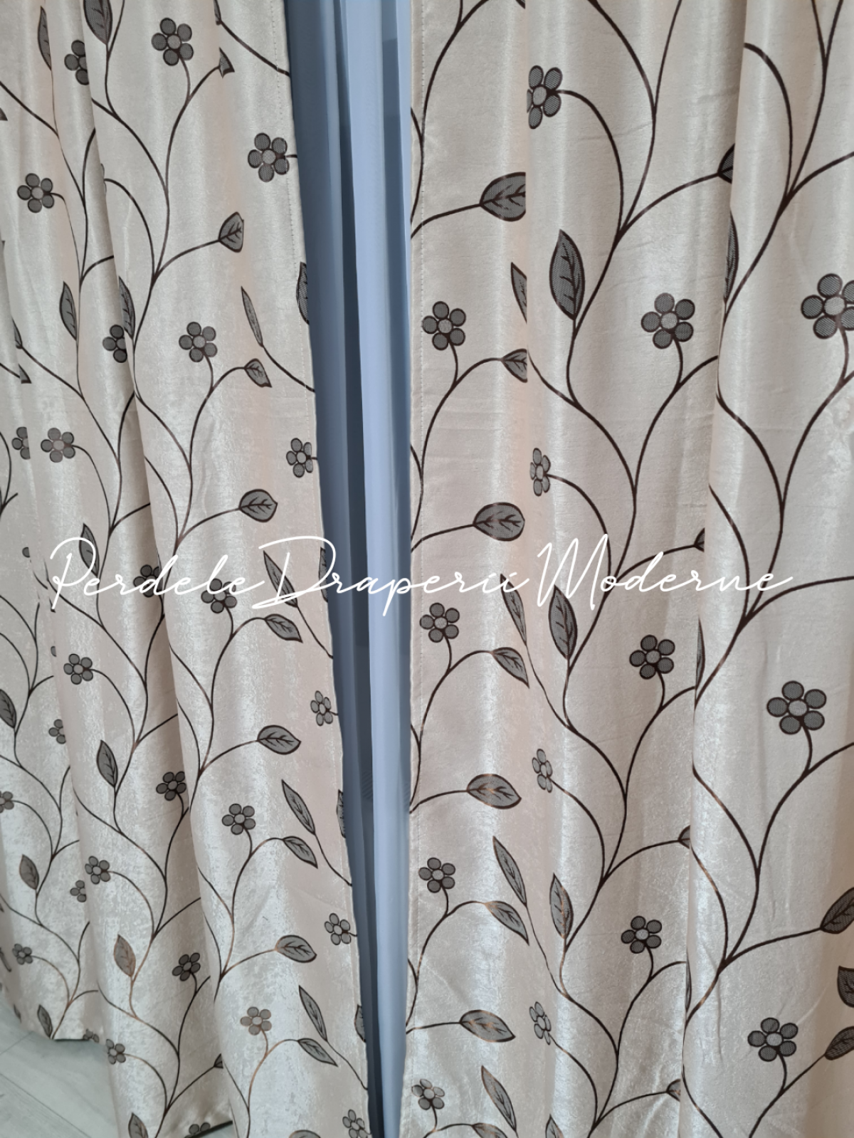 Draperie Blackout,crem/maro.floricele 1 imagine 2