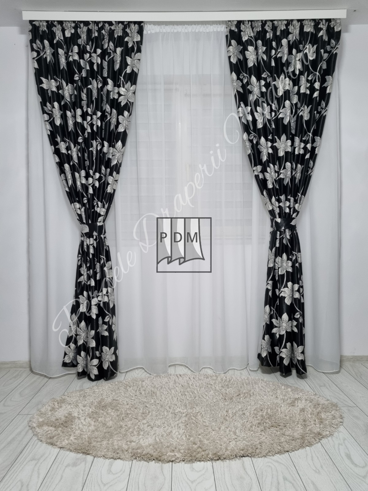 Draperie Blackout,negru/gri,flori imagine 2