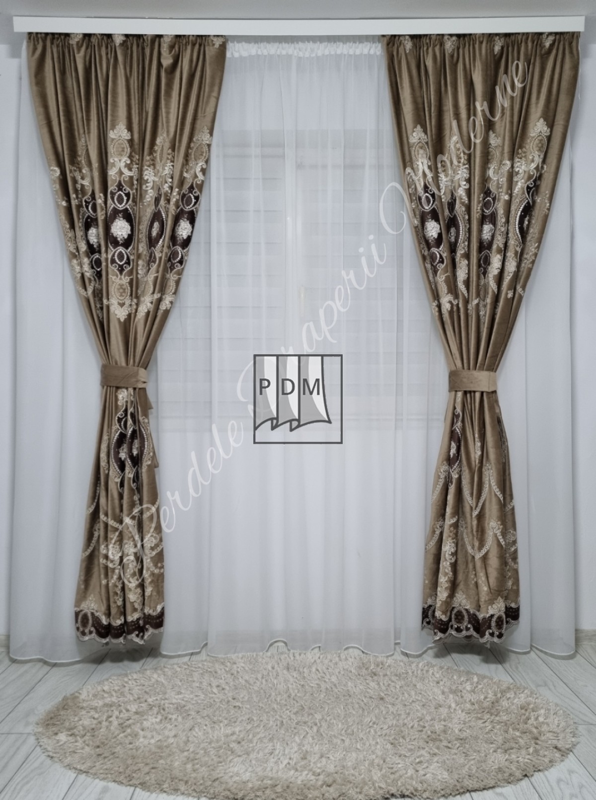 Draperie catifea/broderie, gama lux,capuccino imagine 3