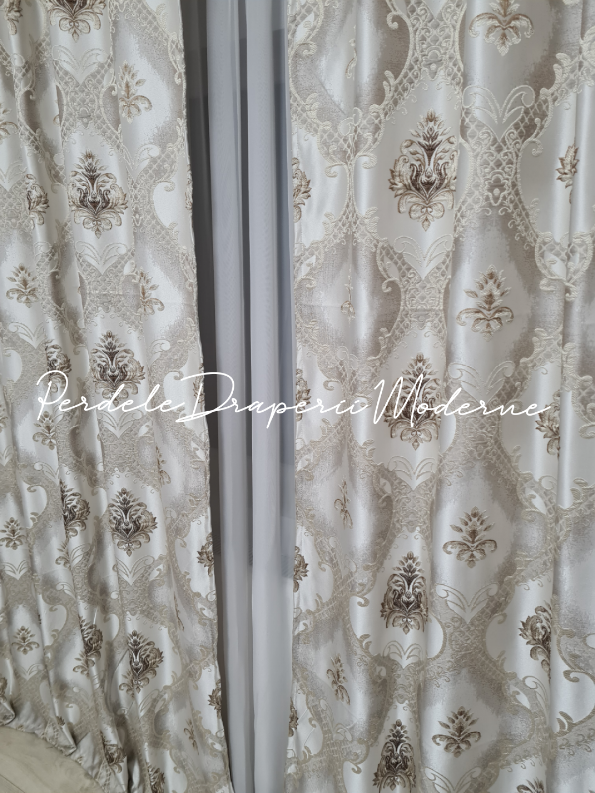 Draperie saten,crem/bej,model baroc imagine 2