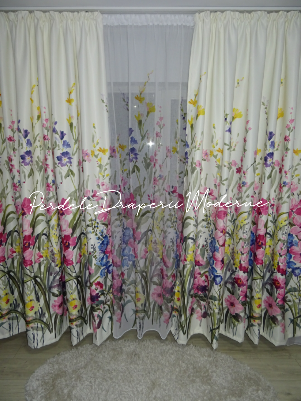Draperie saten,imprimeu floral roz imagine 1