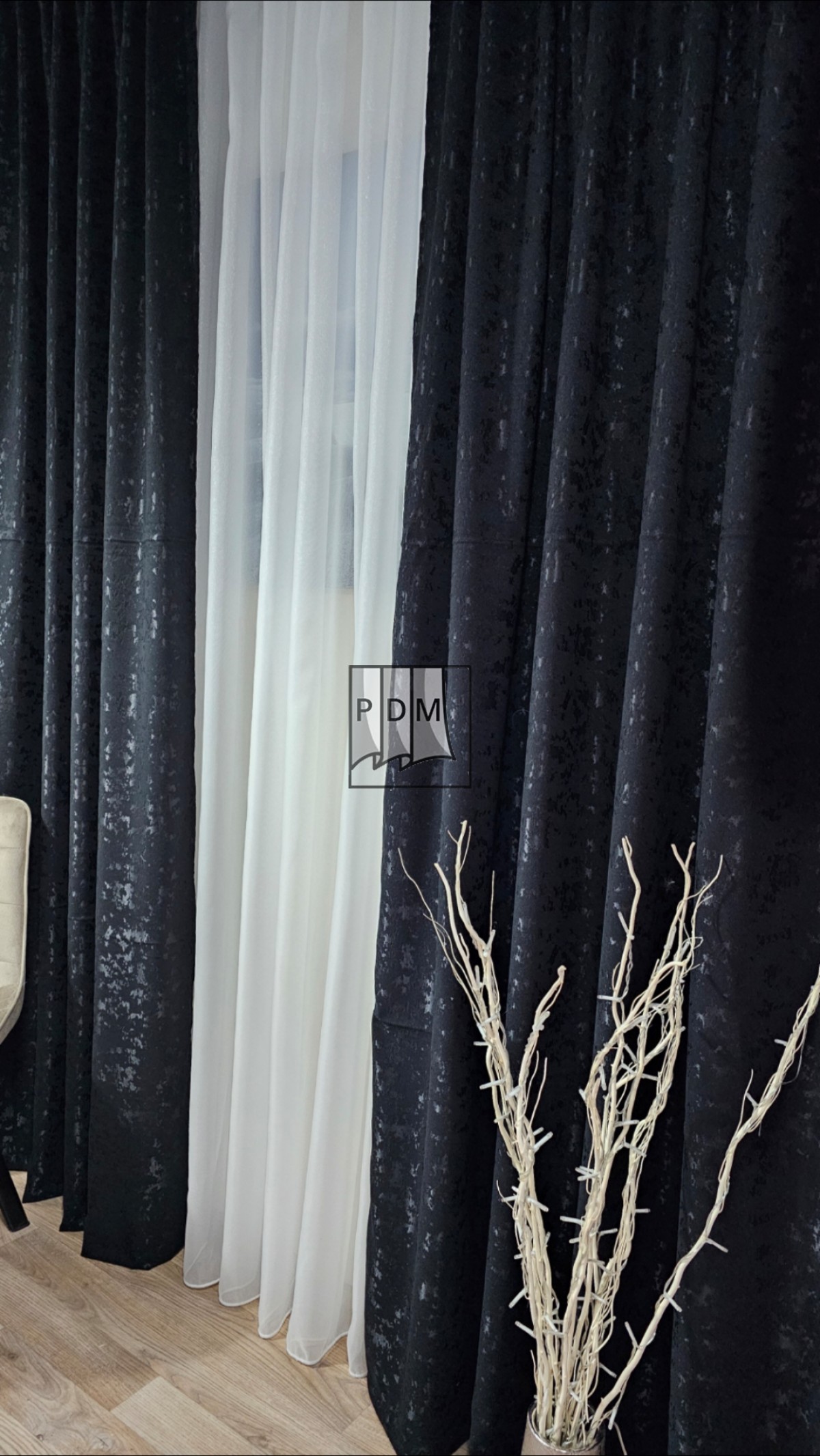 Draperie tip stucco negru  semiopaca imagine 3
