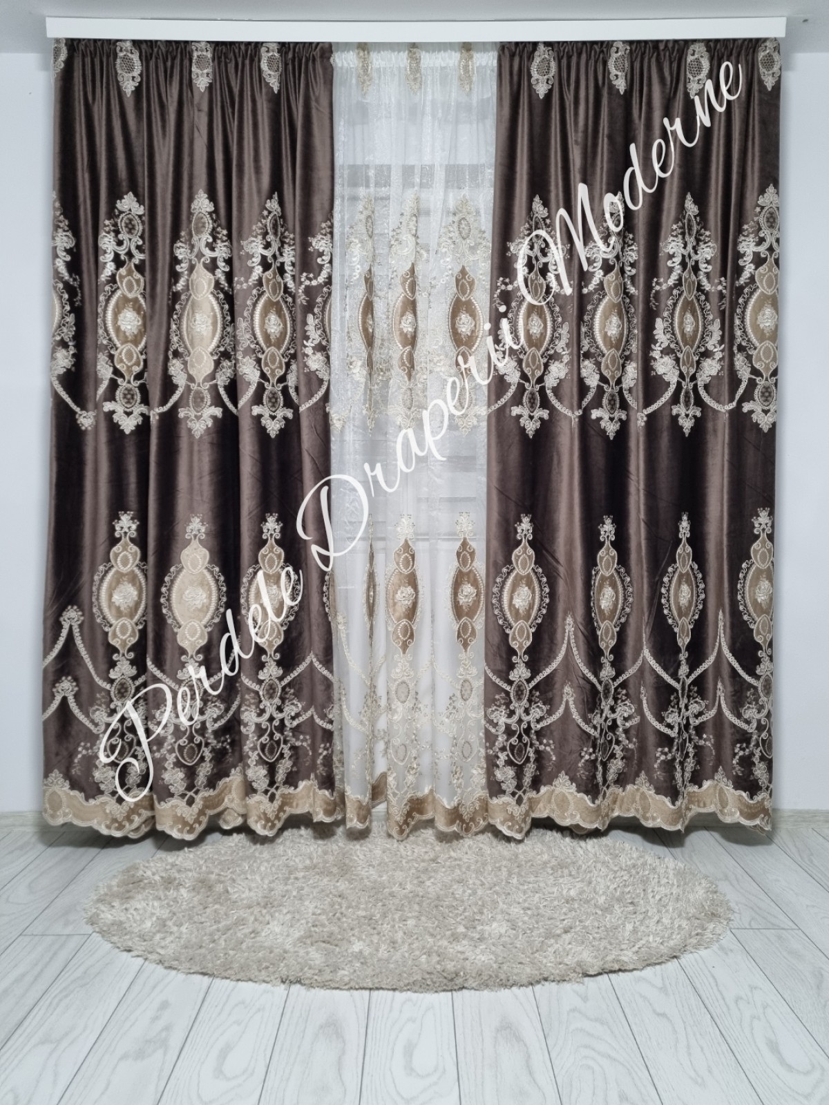 Set baroc,catifea/perle,gama lux maro wenge imagine 2