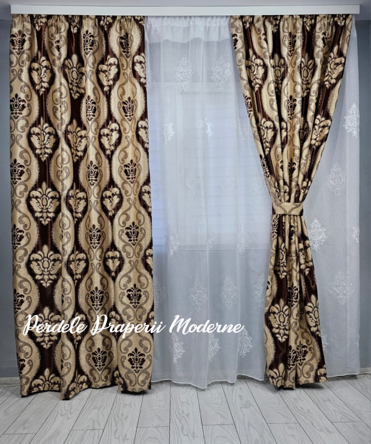 Set baroc maro/alb imagine 2