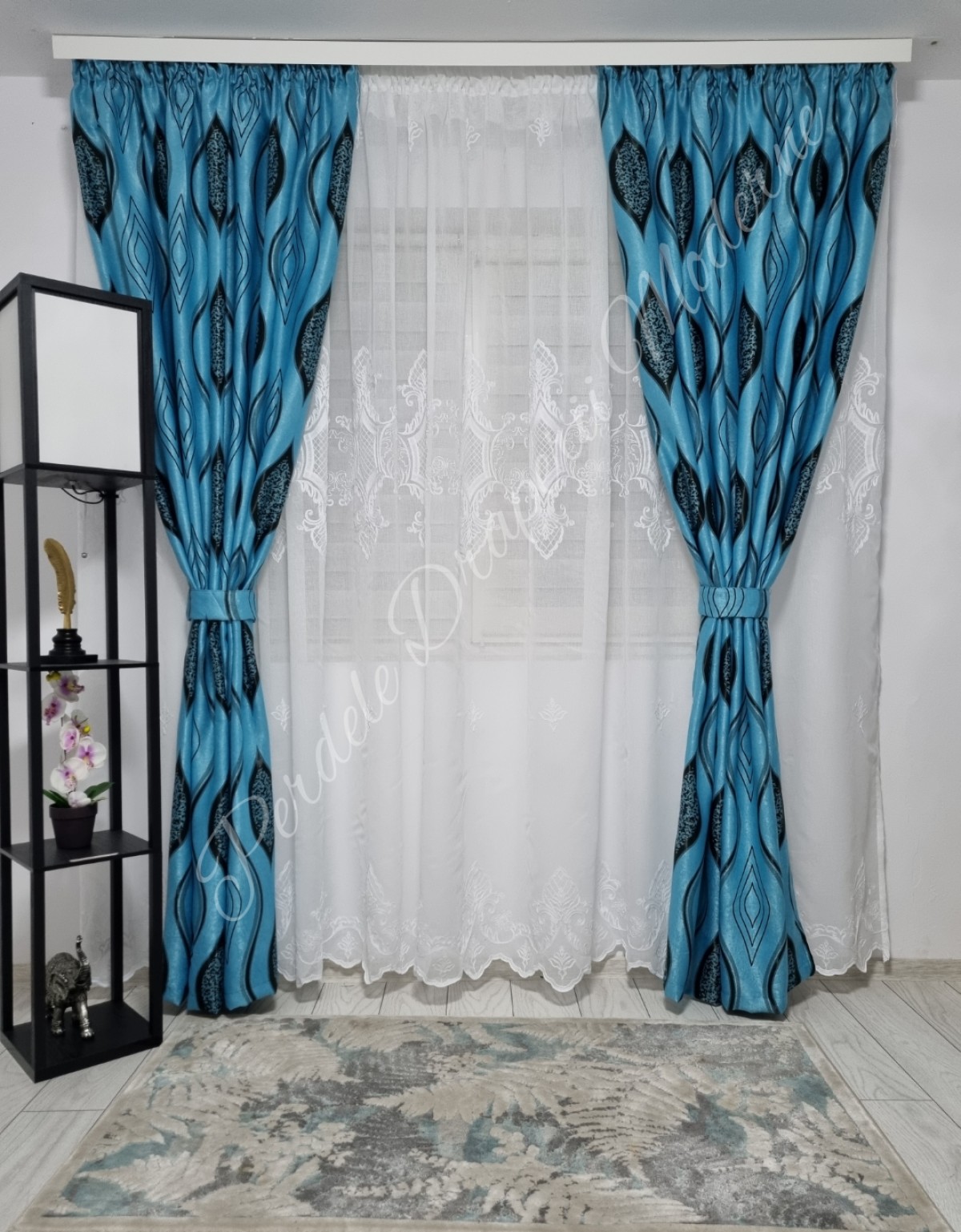 Set baroc romb,alb/turcoaz imagine 1