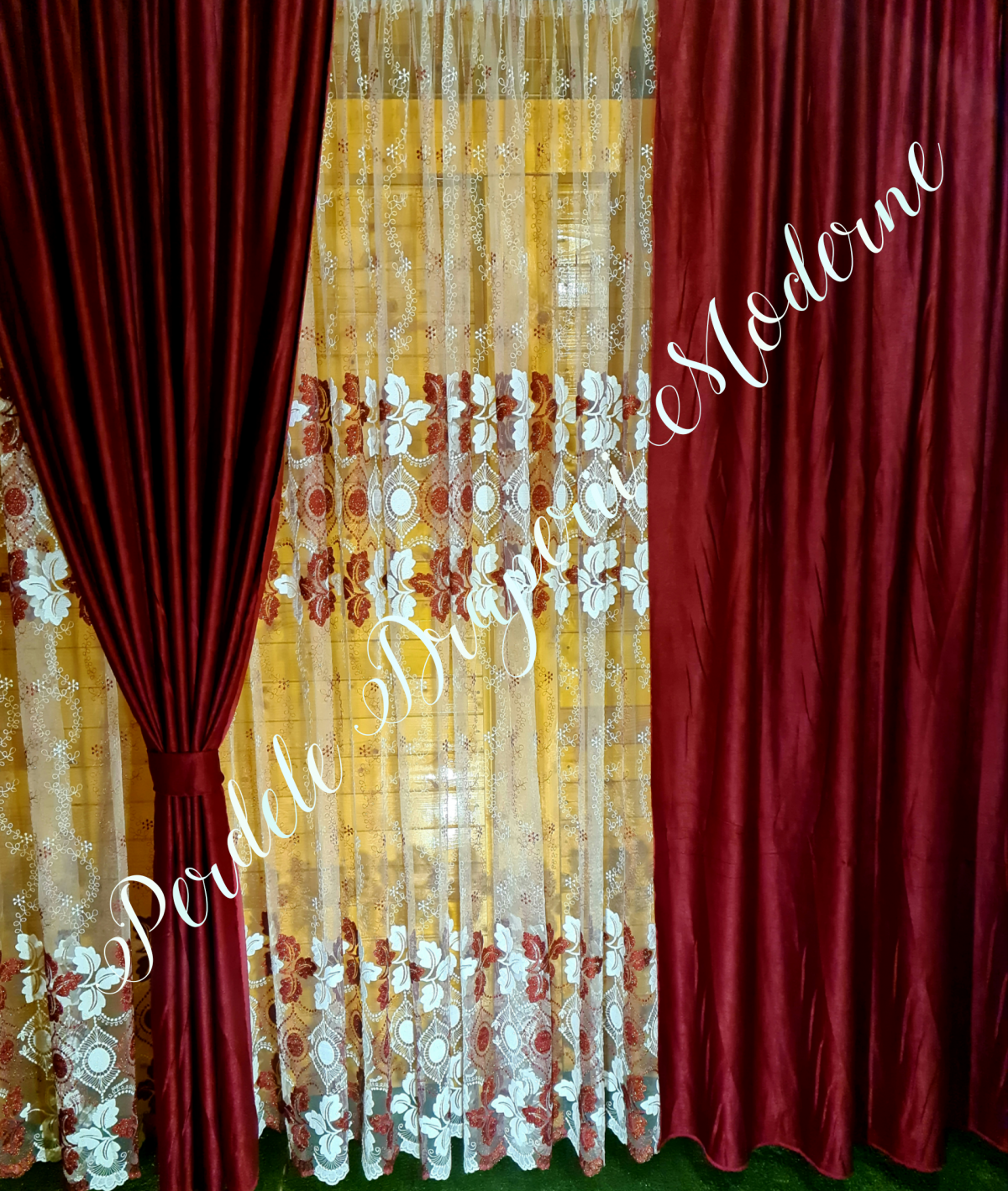 Set broderie grena imagine 2