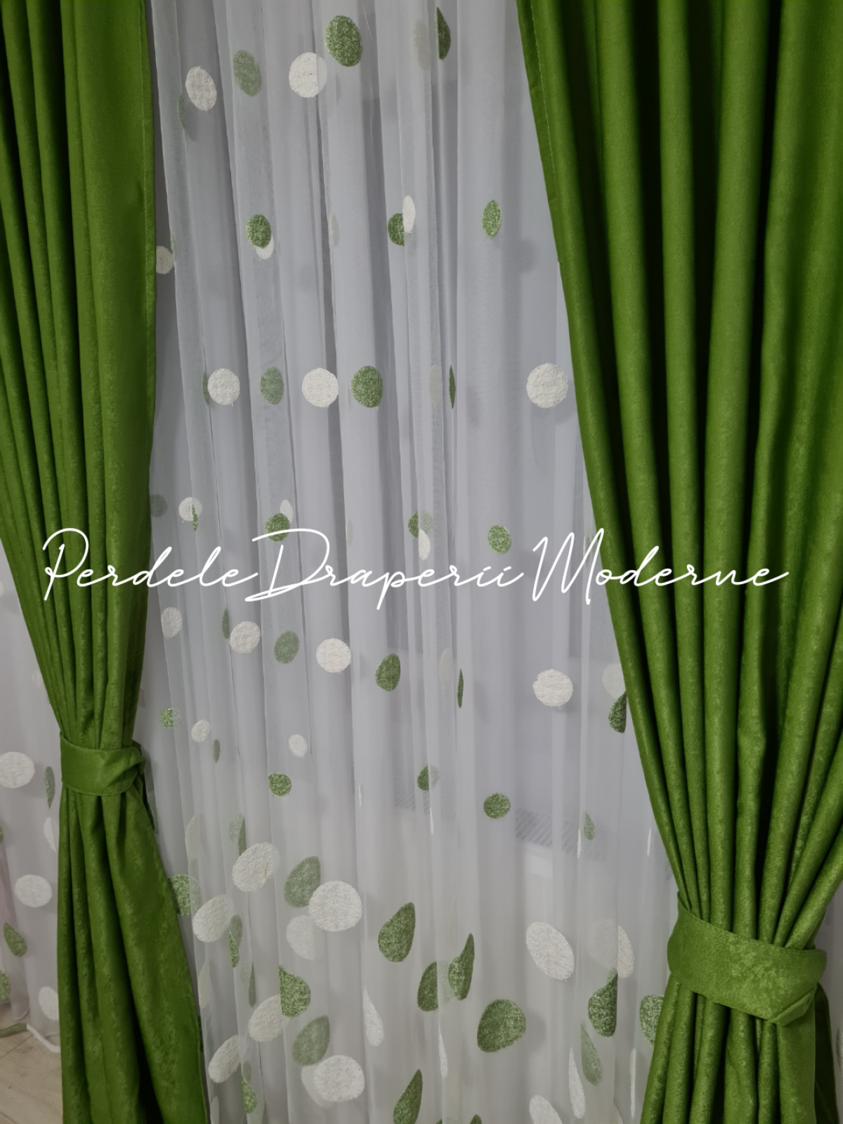 Set buline verde tulle imagine 2