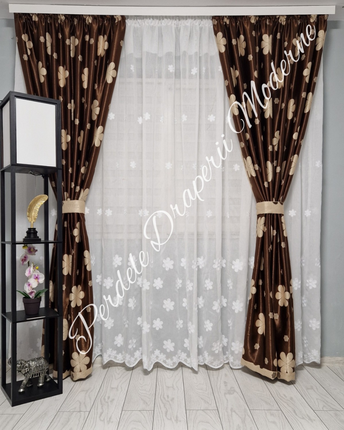 Set floricele,alb/maro imagine 1