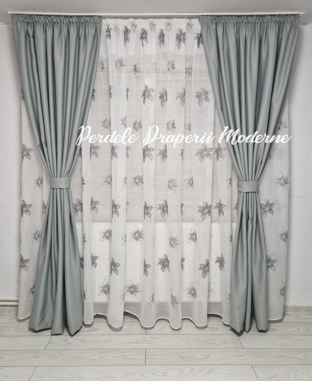 Set flori mari, gri imagine 1