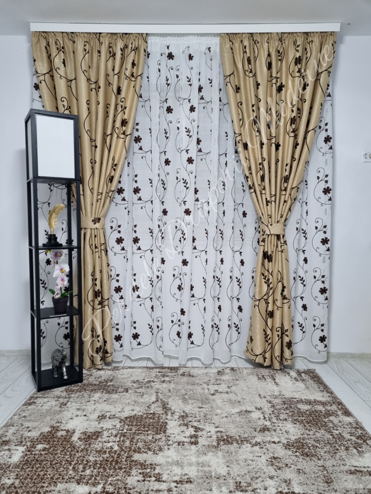 Set floricica maro imagine 1