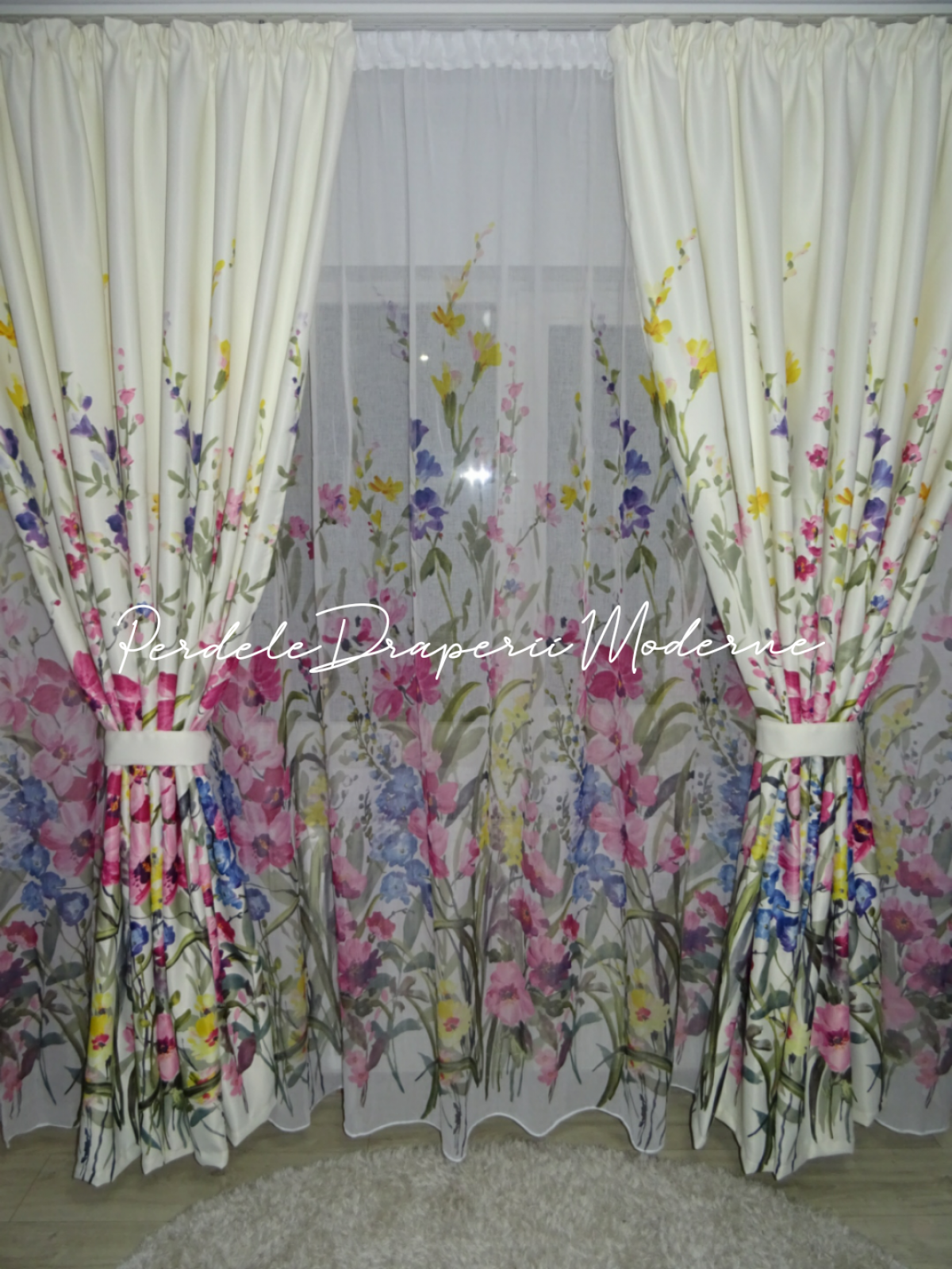 Set imprimeu floral,roz imagine 1