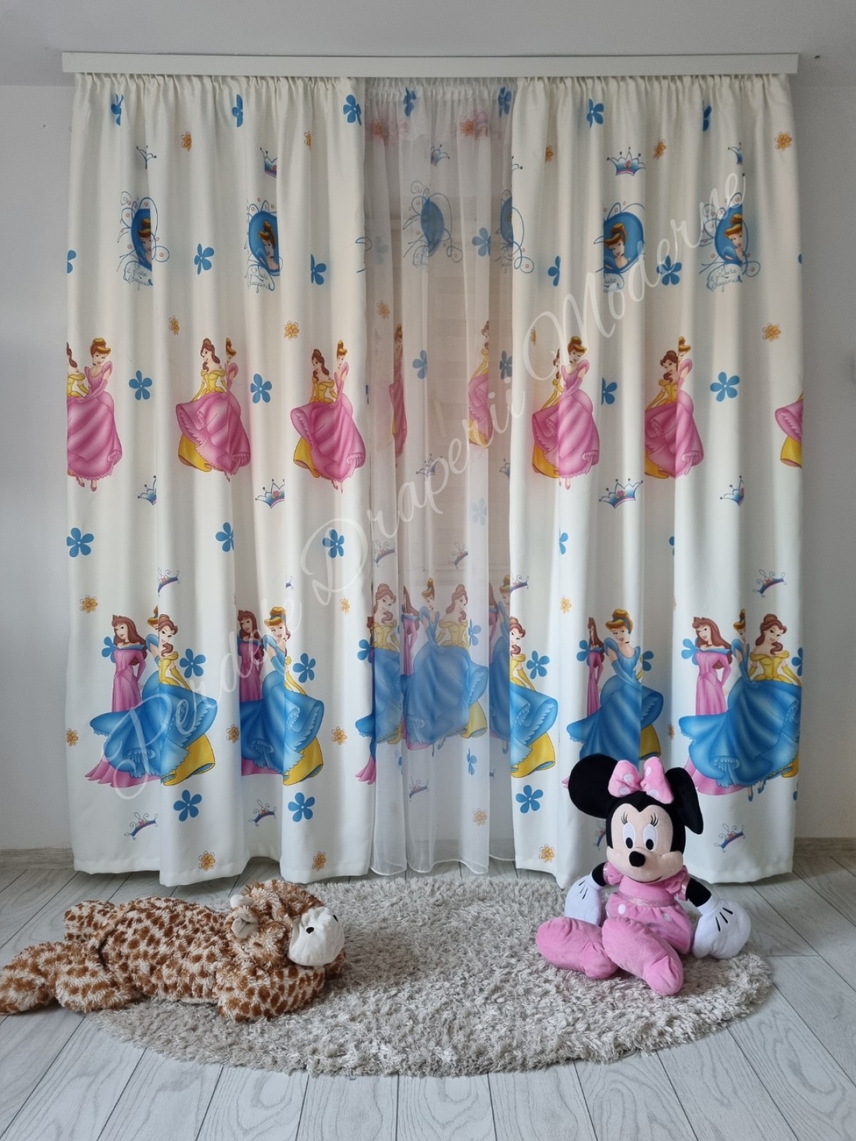 Set printese,roz imagine 2