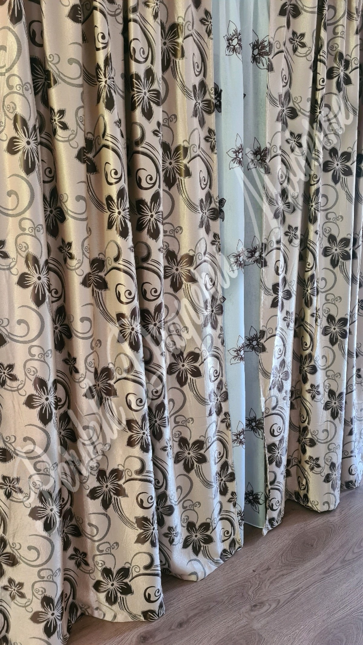 poze Draperie Blackout,crem, flori mari