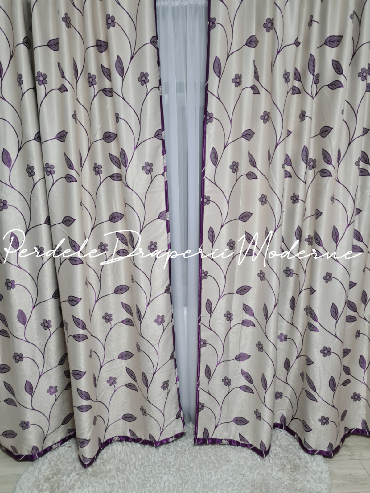 poze Draperie Blackout,crem/mov,floricele 1