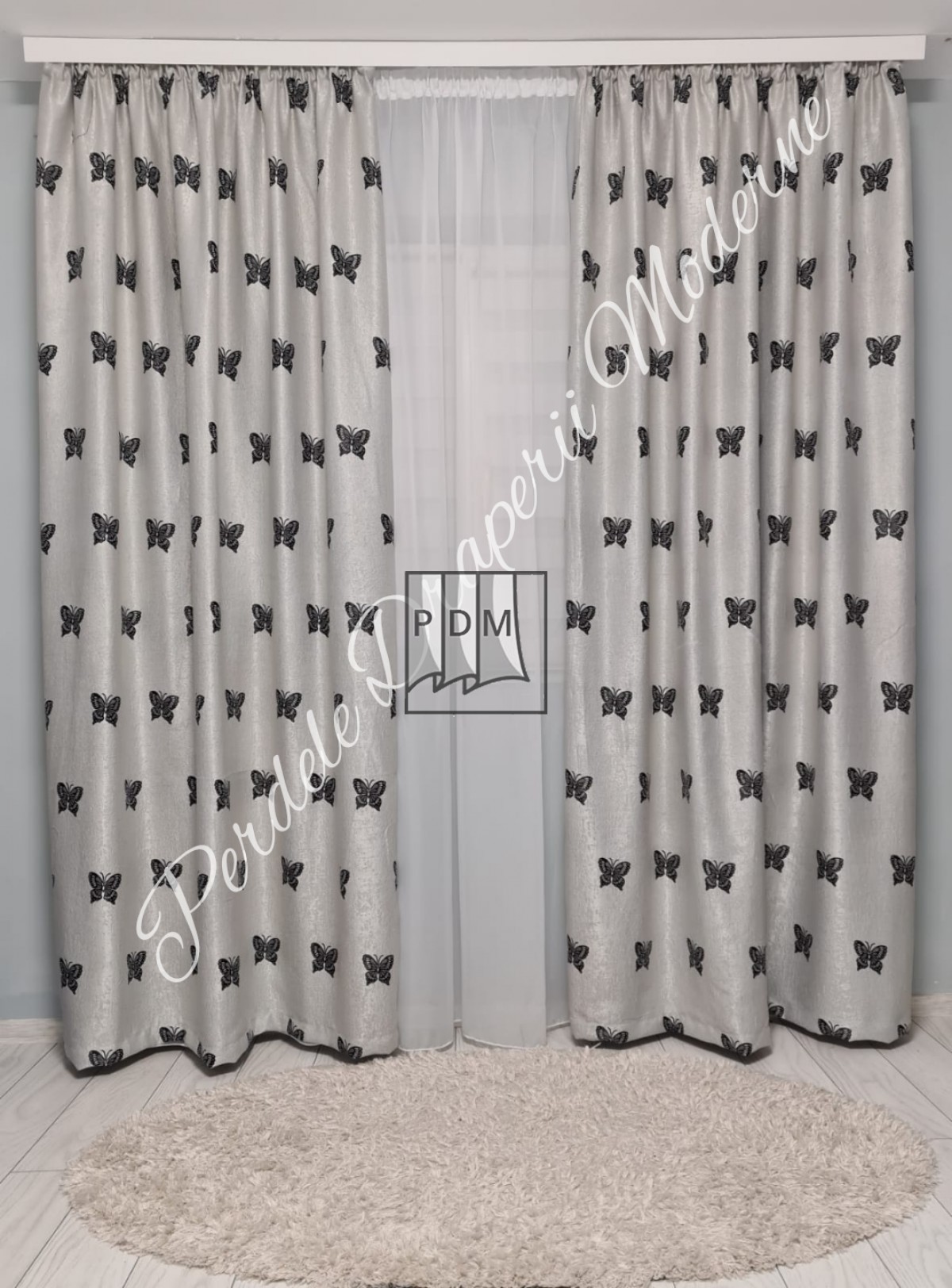 poze Draperie Blackout,gri/negru, fluturasi