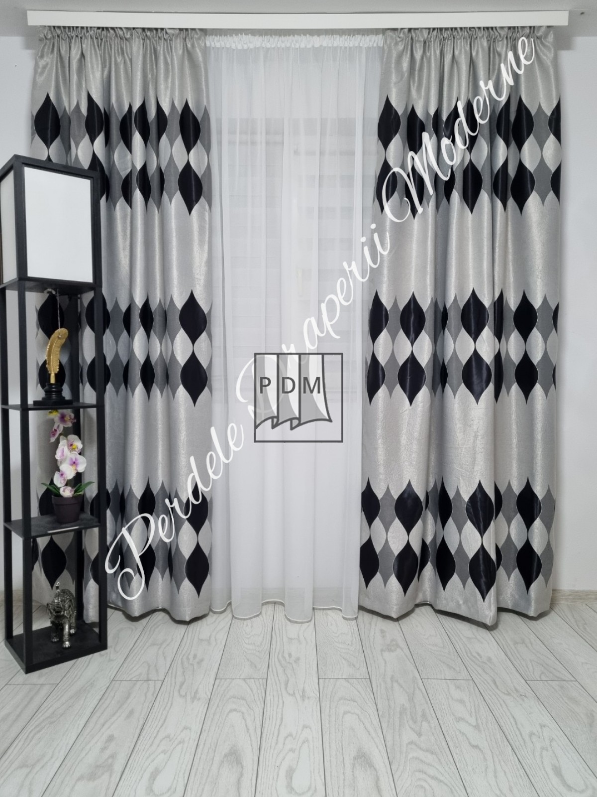 poze Draperie Blackout,gri/negru, romburi
