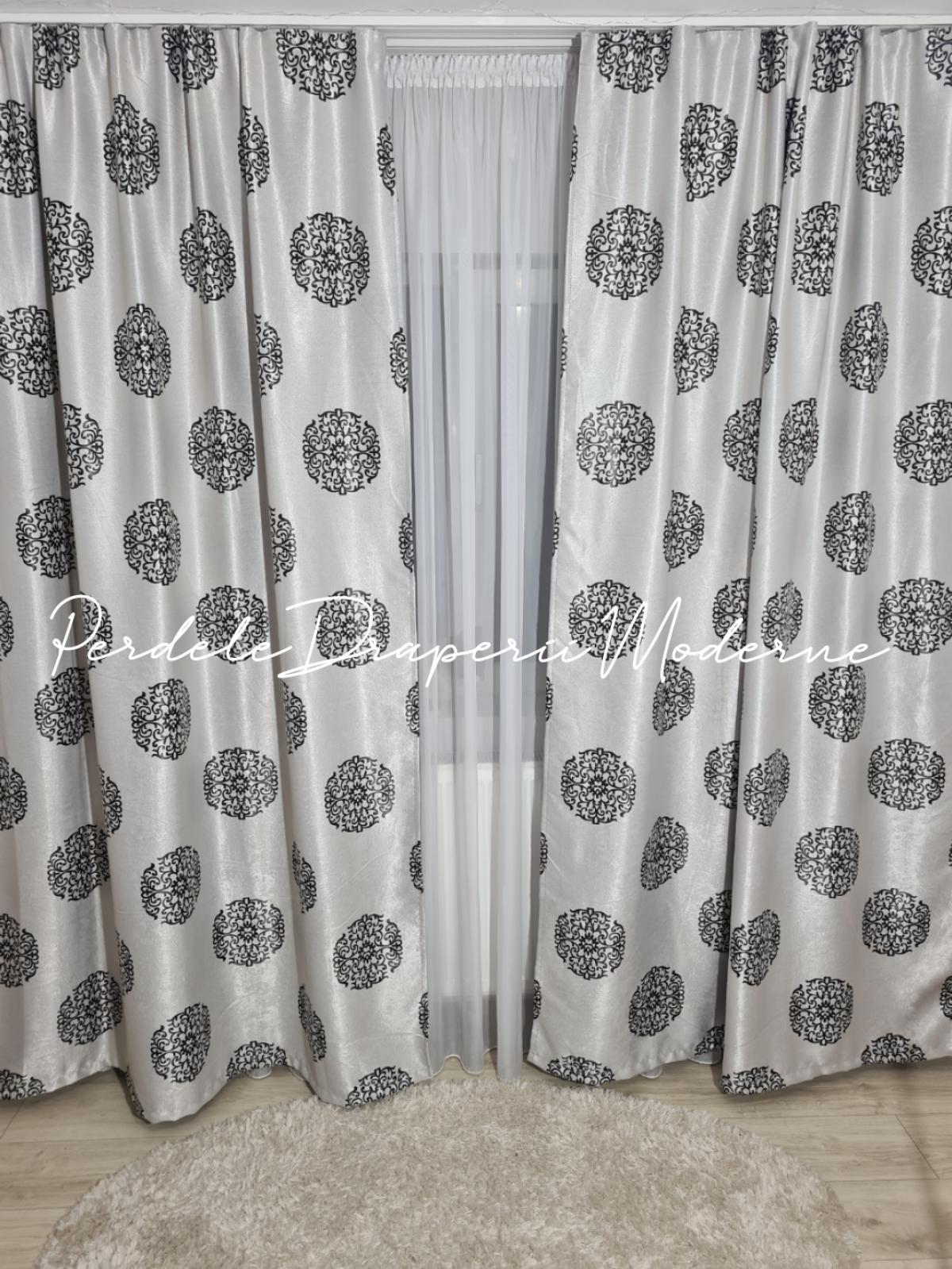 poze Draperie Blackout,gri/negru,cercuri mari