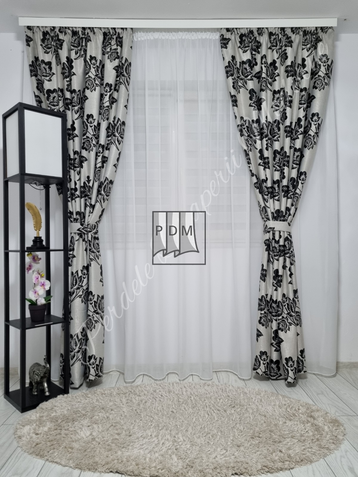 Draperie Blackout gri,trandafiri negri imagine 2