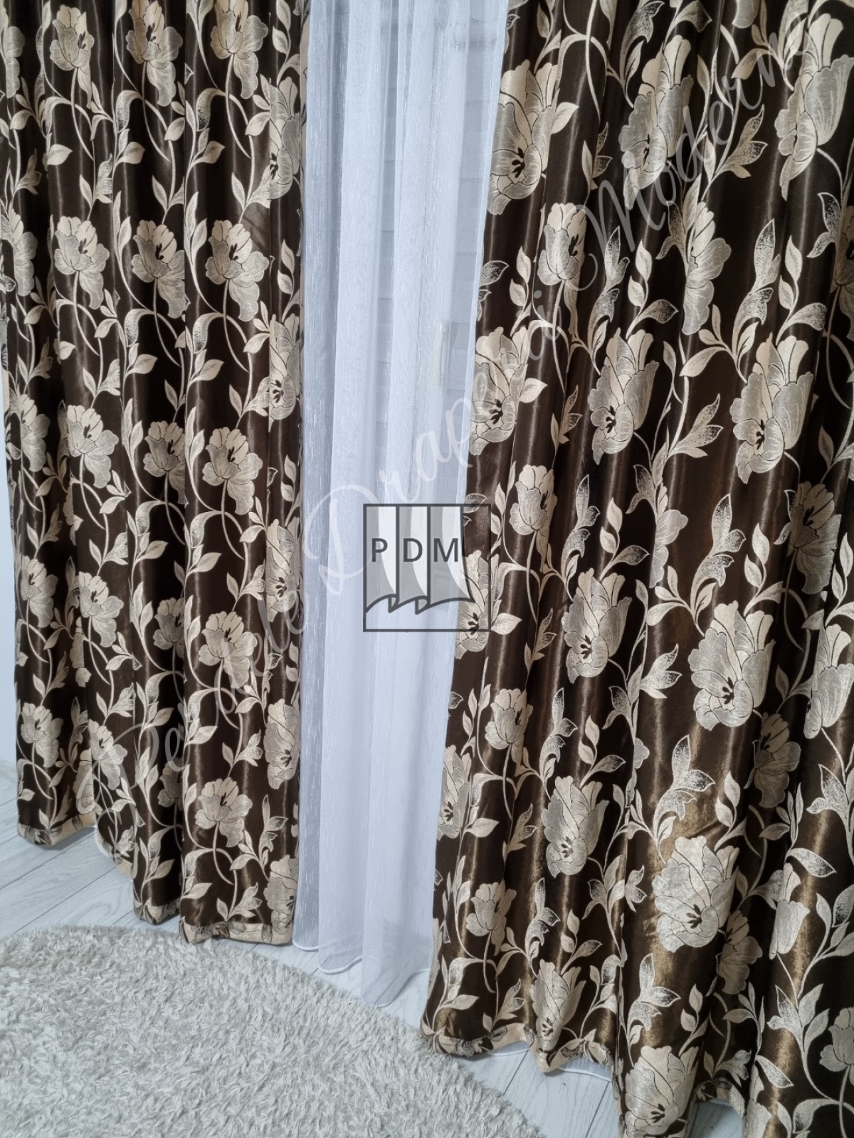 Draperie Blackout,maro/floricele crem imagine 2