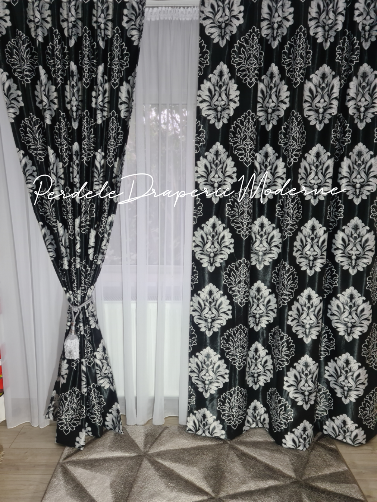 Draperie Blackout model baroc 1,negru/gri imagine 3     