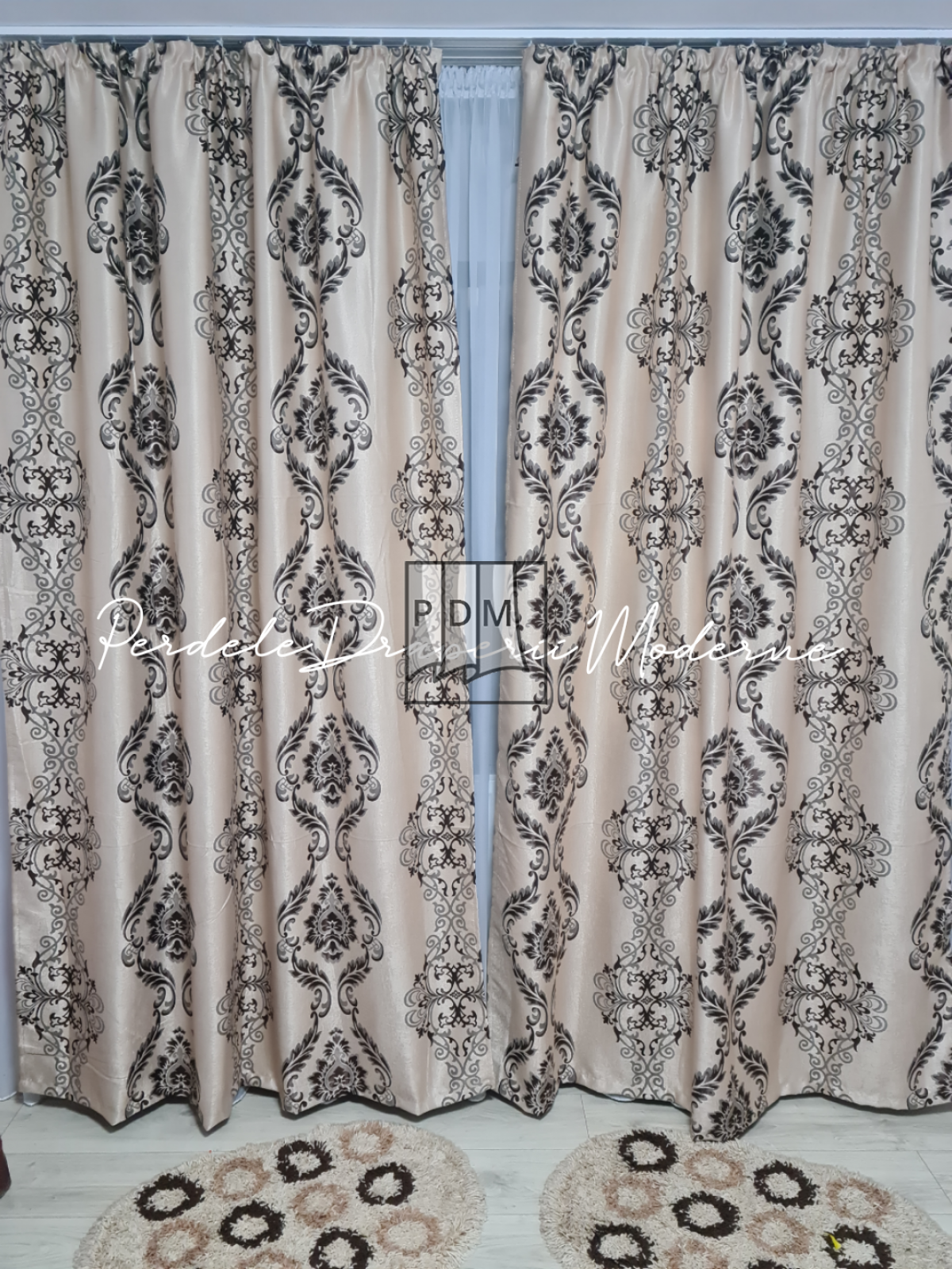 poze Draperie Blackout,model baroc