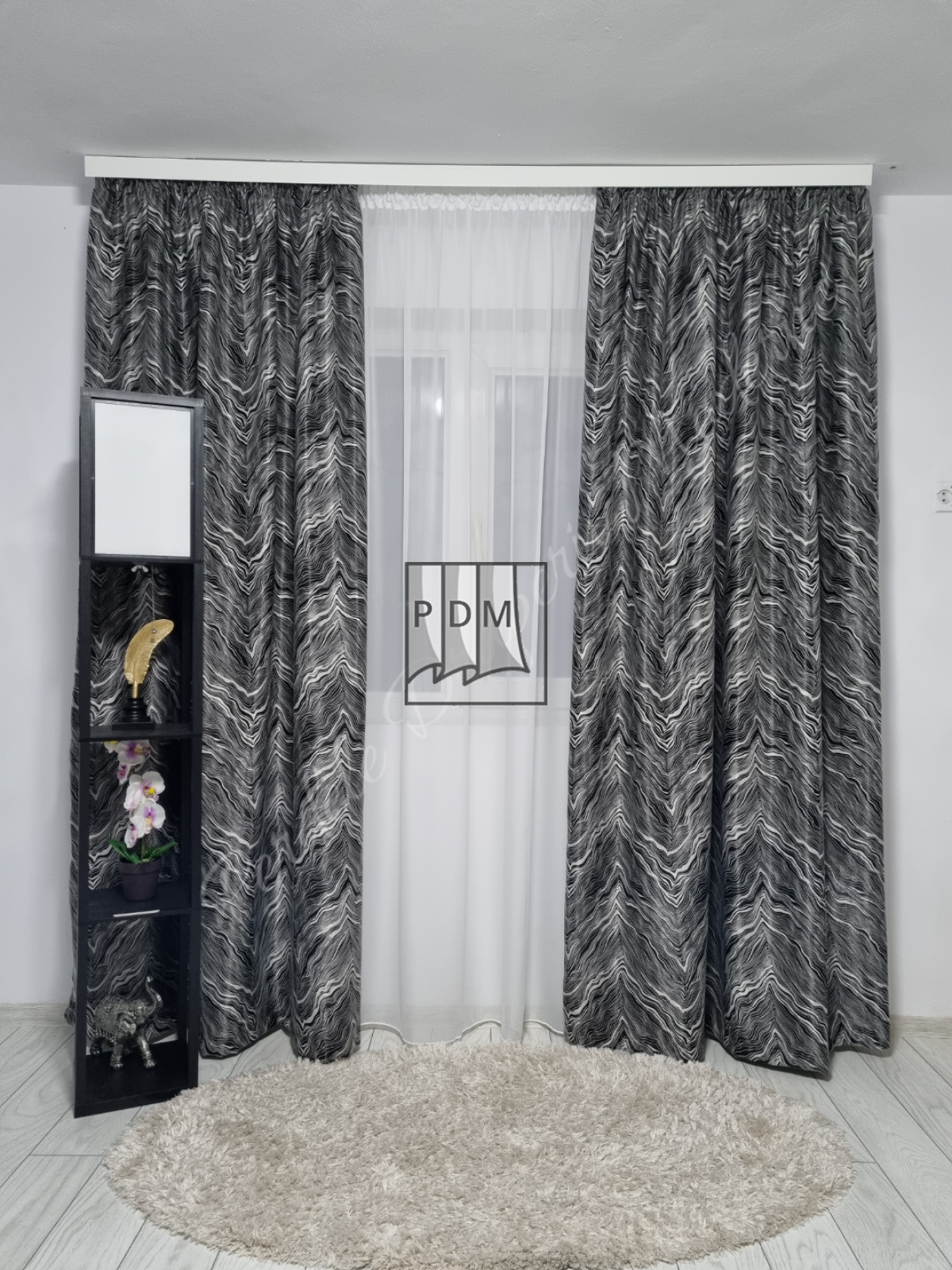 poze Draperie Blackout,model tigrat,negru