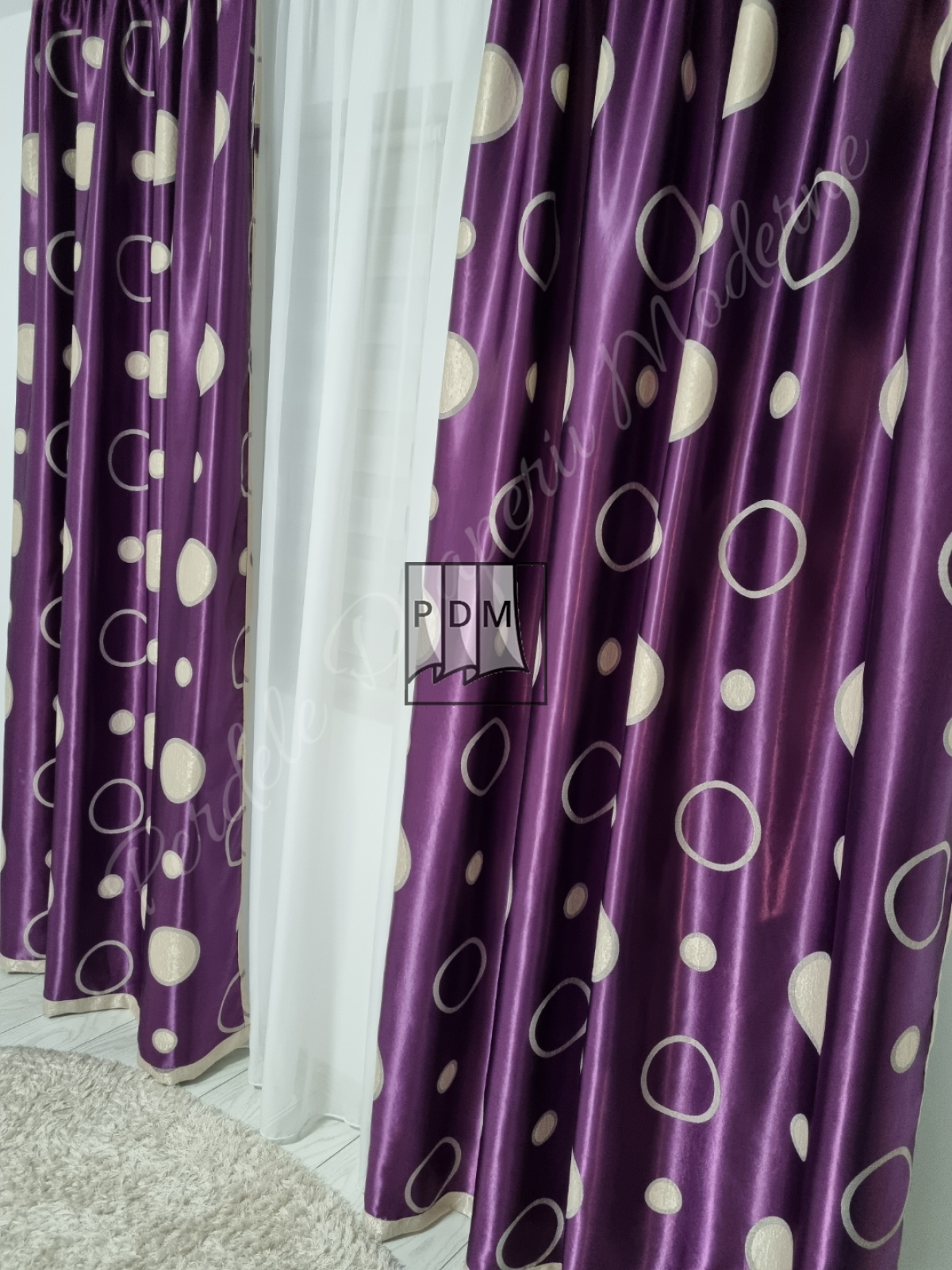 Draperie Blackout mov,buline crem imagine 2