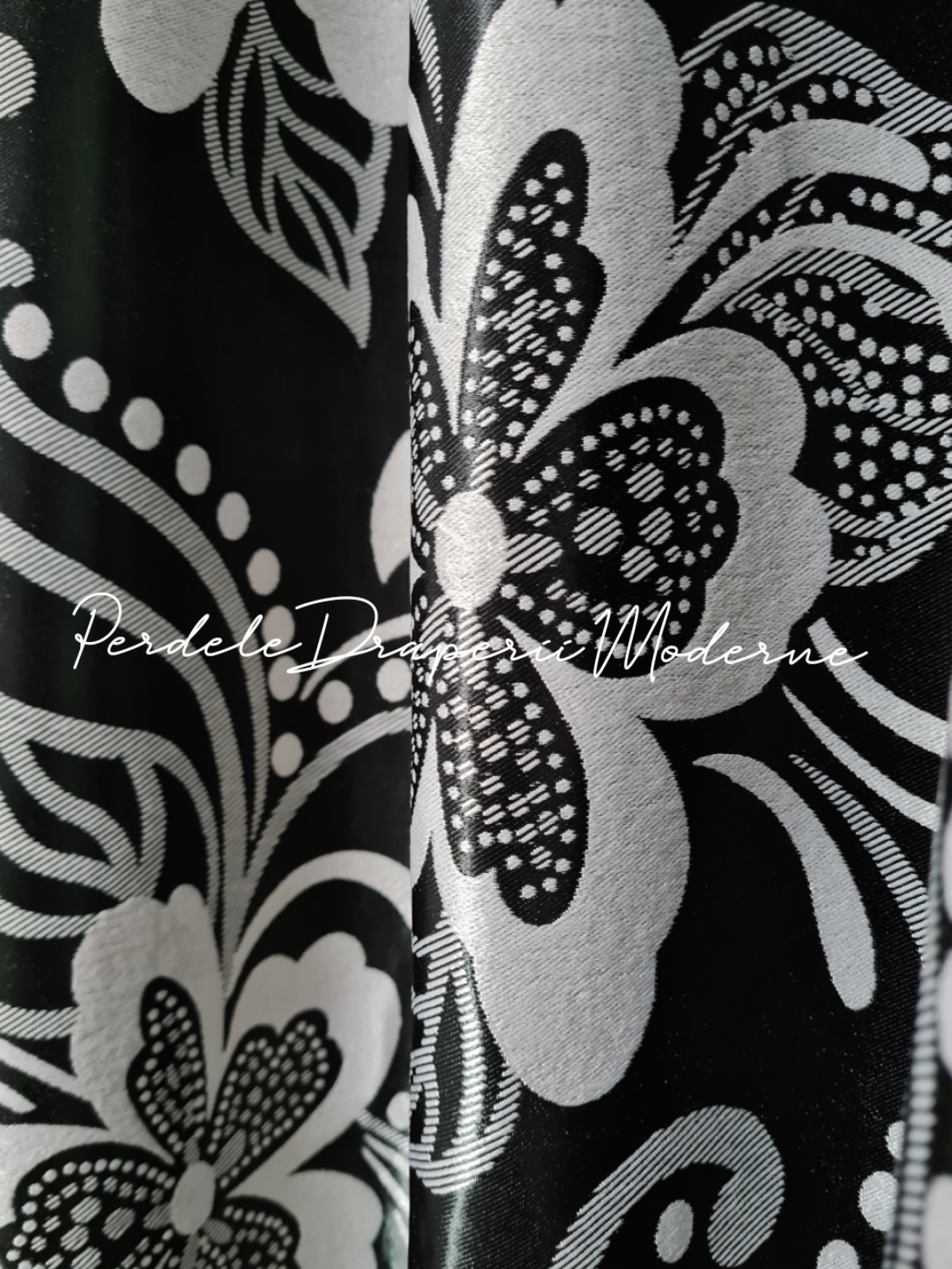 Draperie Blackout,negru/gri,flori imagine 4