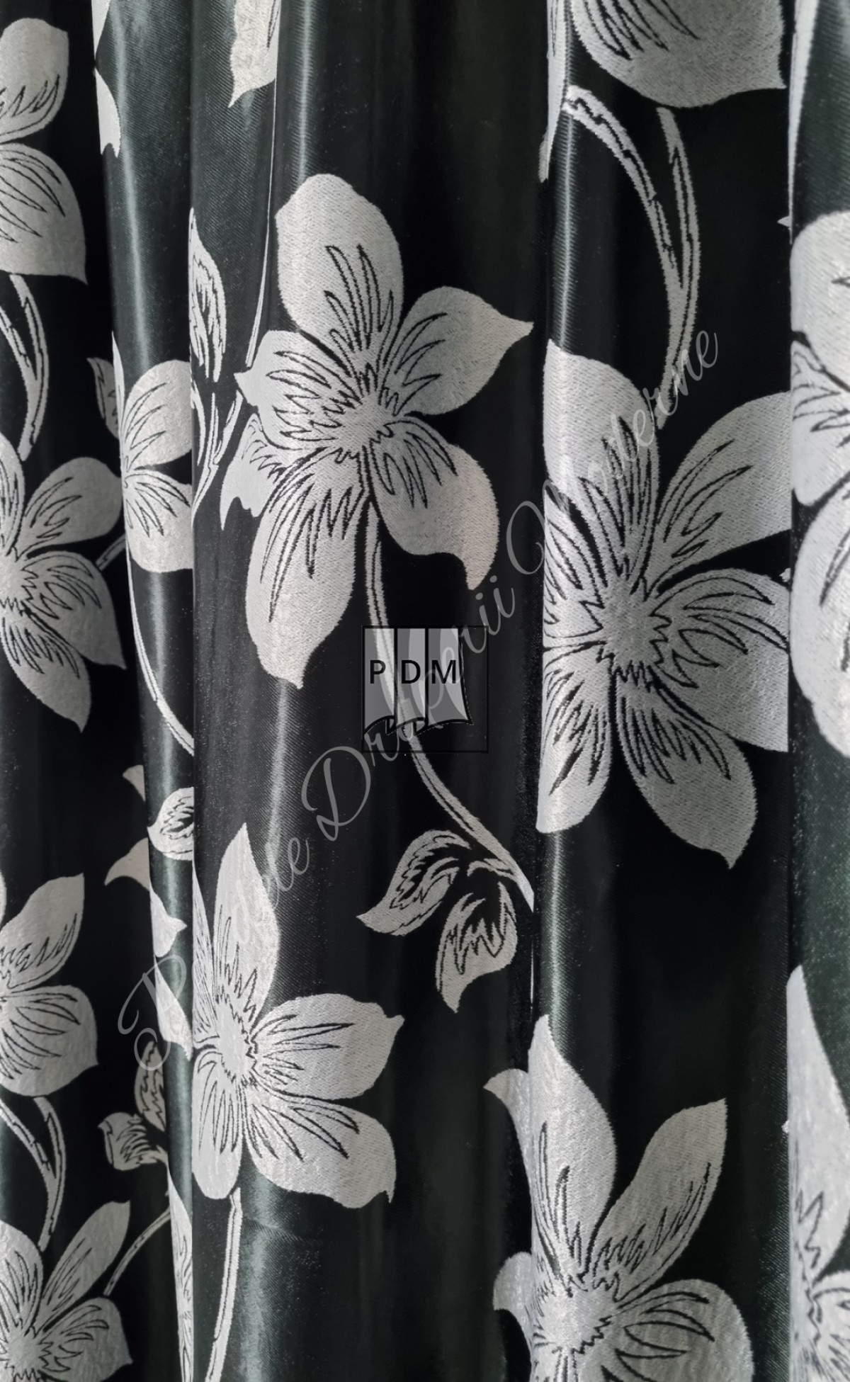 Draperie Blackout,negru/gri,flori imagine 3     