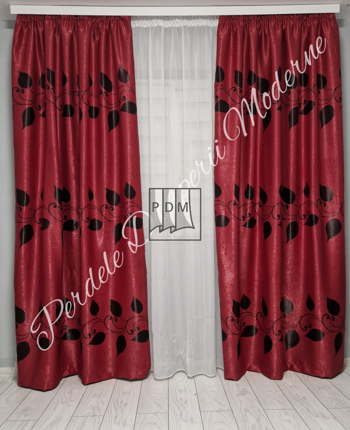 poze Draperie Blackout,rosu/negru