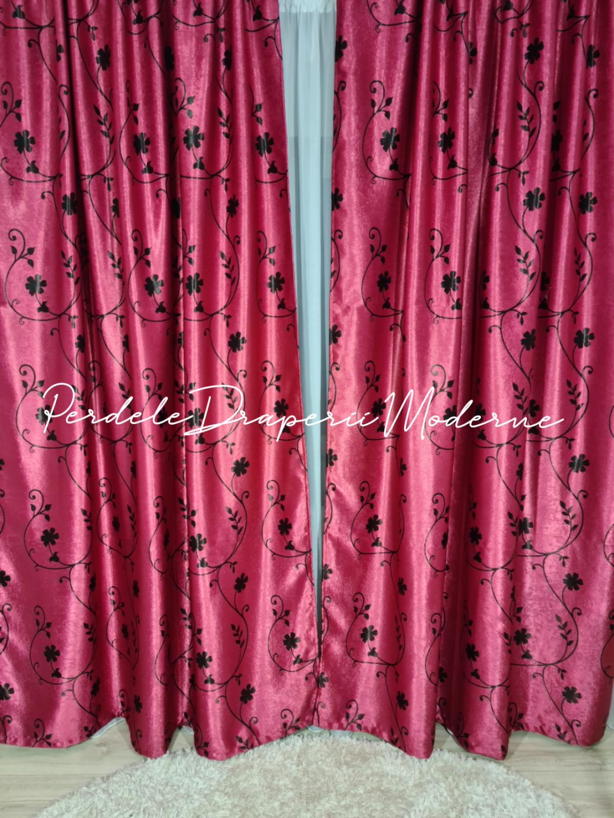 poze Draperie Blackout,rosu/negru