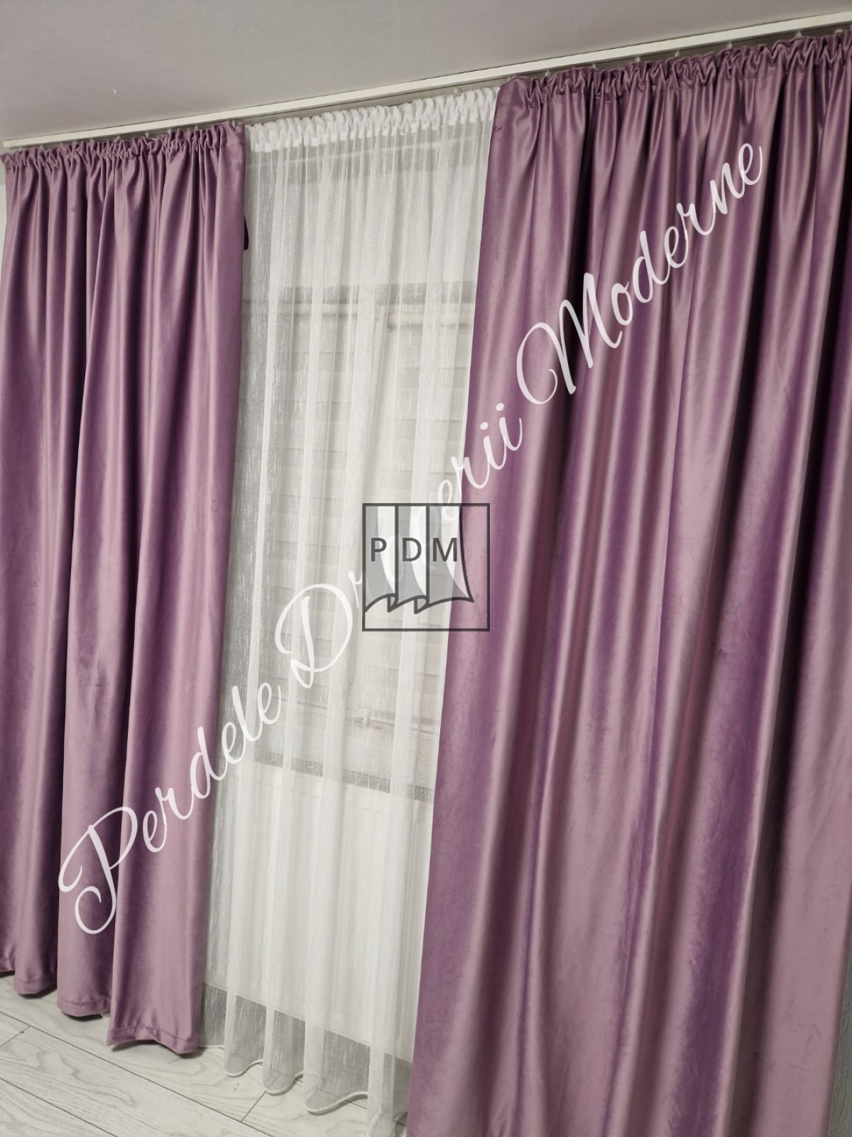 Draperie catifea lila imagine 2