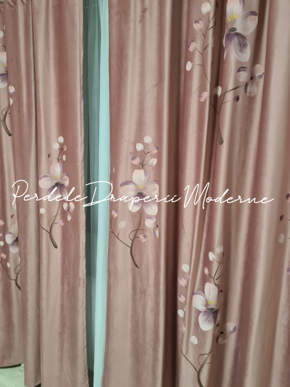 Draperie catifea pictată,roz pudră imagine 3     