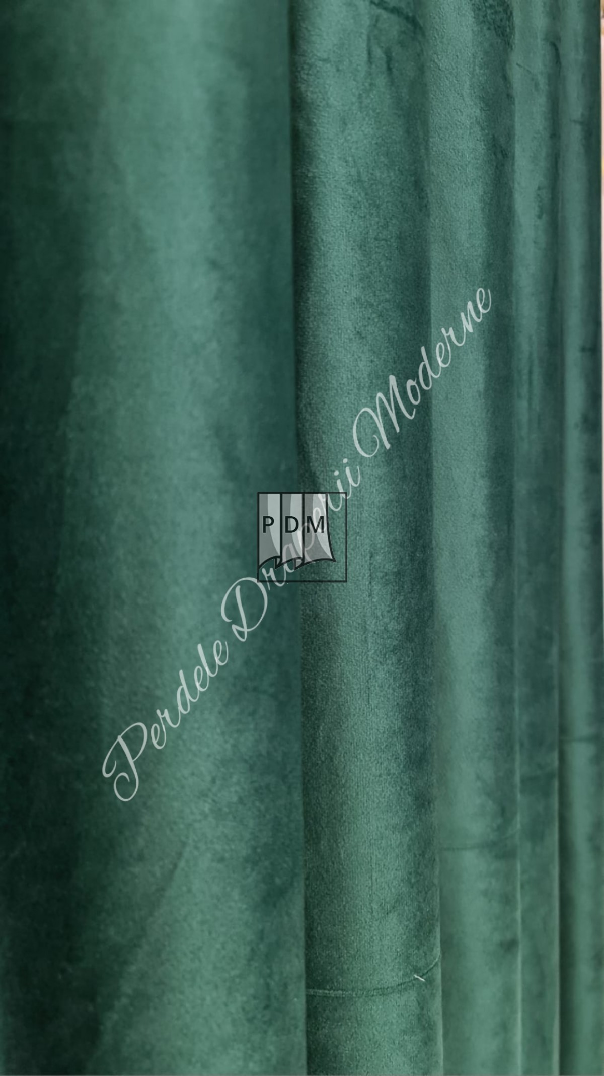 Draperie catifea verde smarald imagine 4