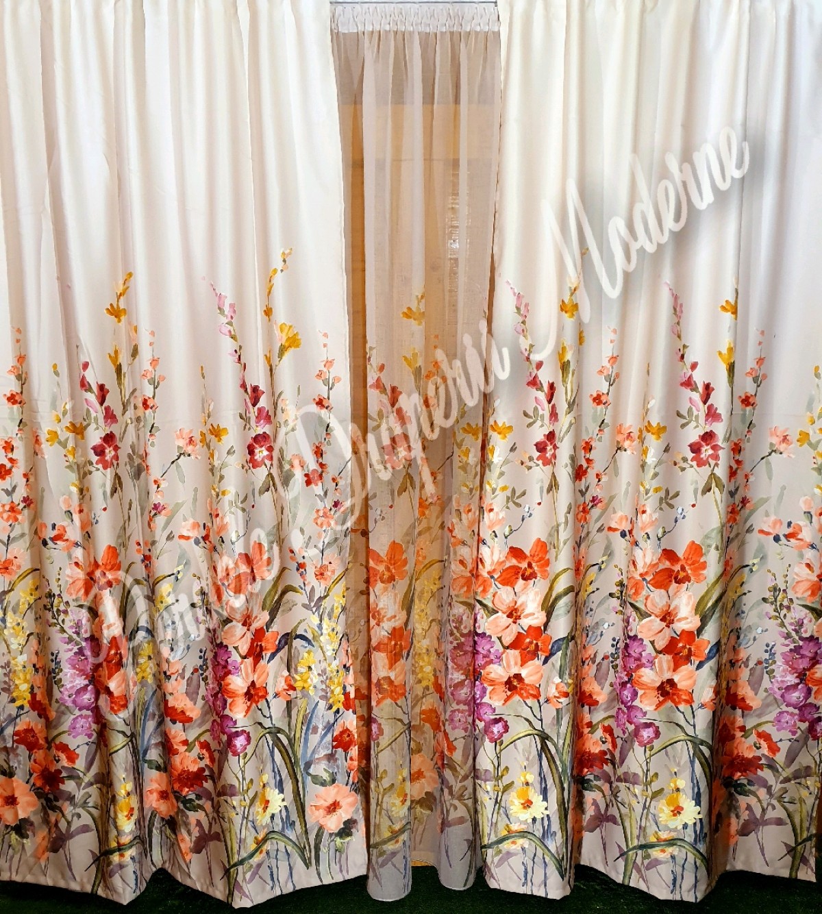 poze Draperie saten,imprimeu floral portocaliu