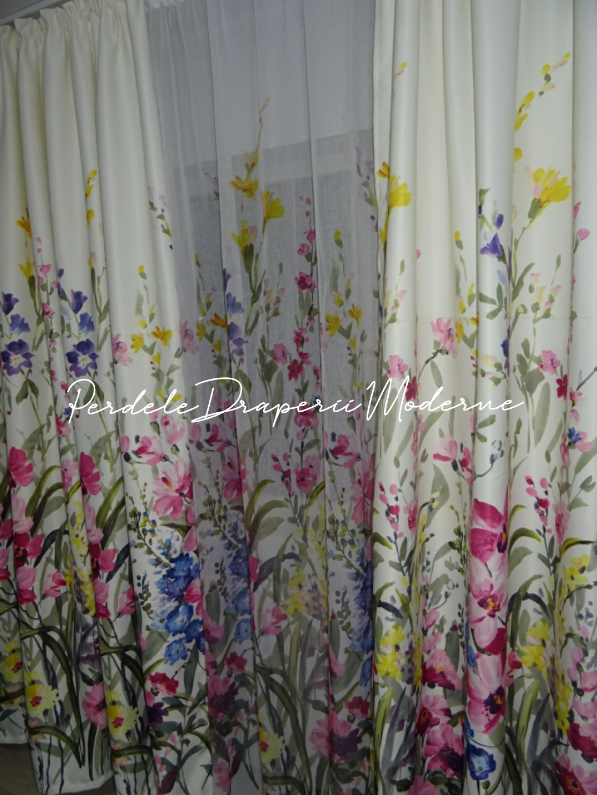 Draperie saten,imprimeu floral roz imagine 2
