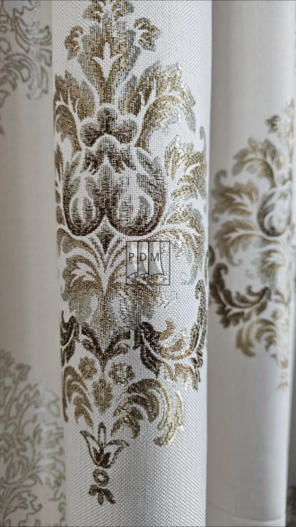 Draperie tip in, bej, model baroc, auriu/capuccino imagine 5