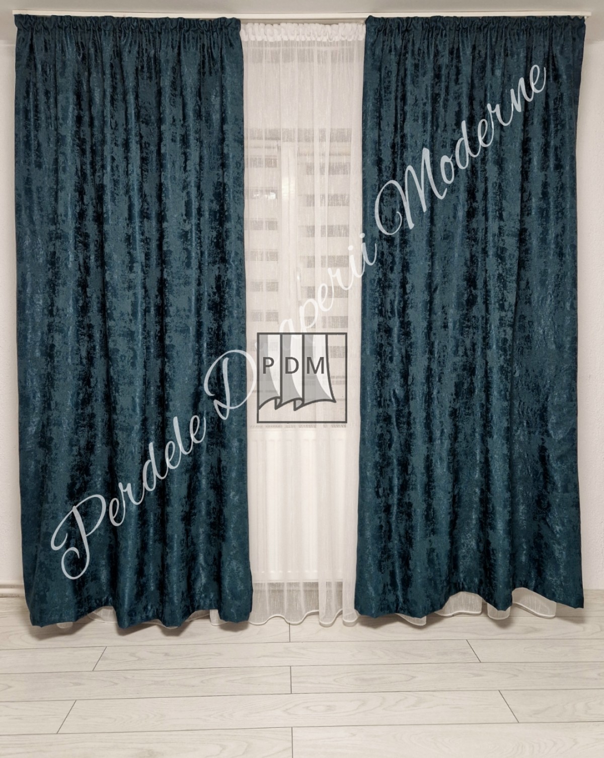 poze Draperie tip nisip, verde închis