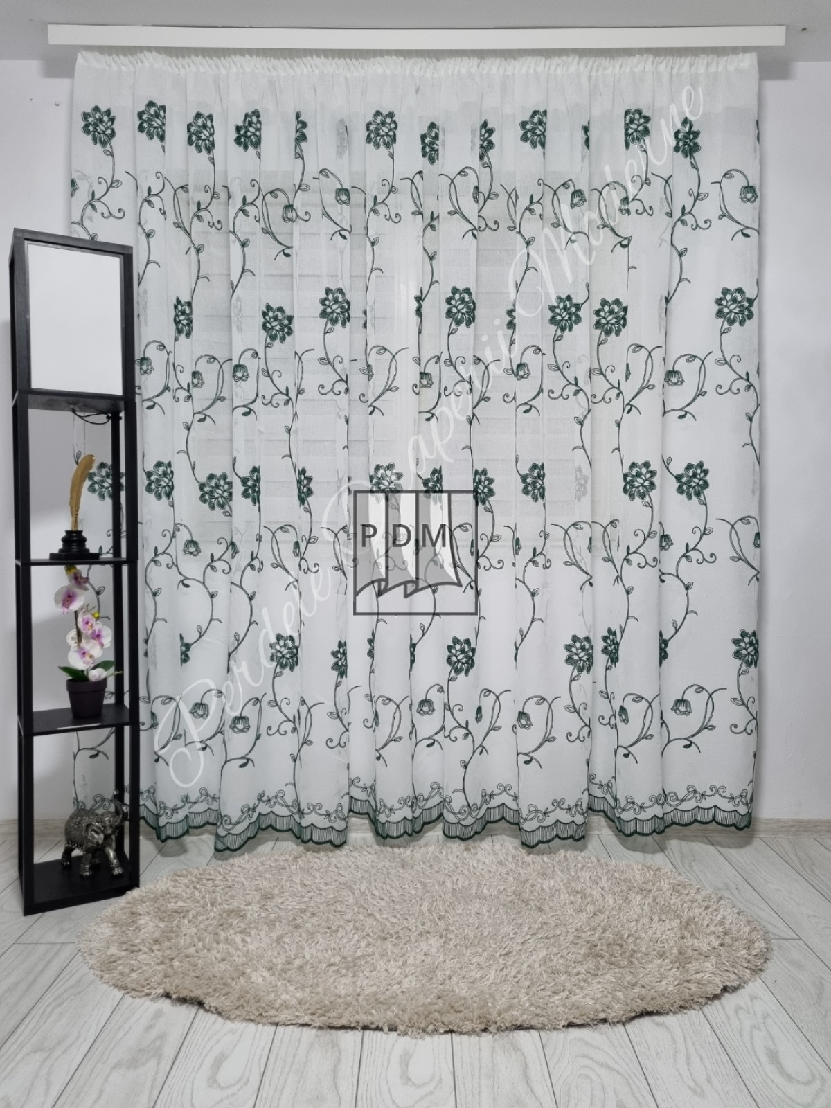 poze Perdea in,gladiole verde smarald
