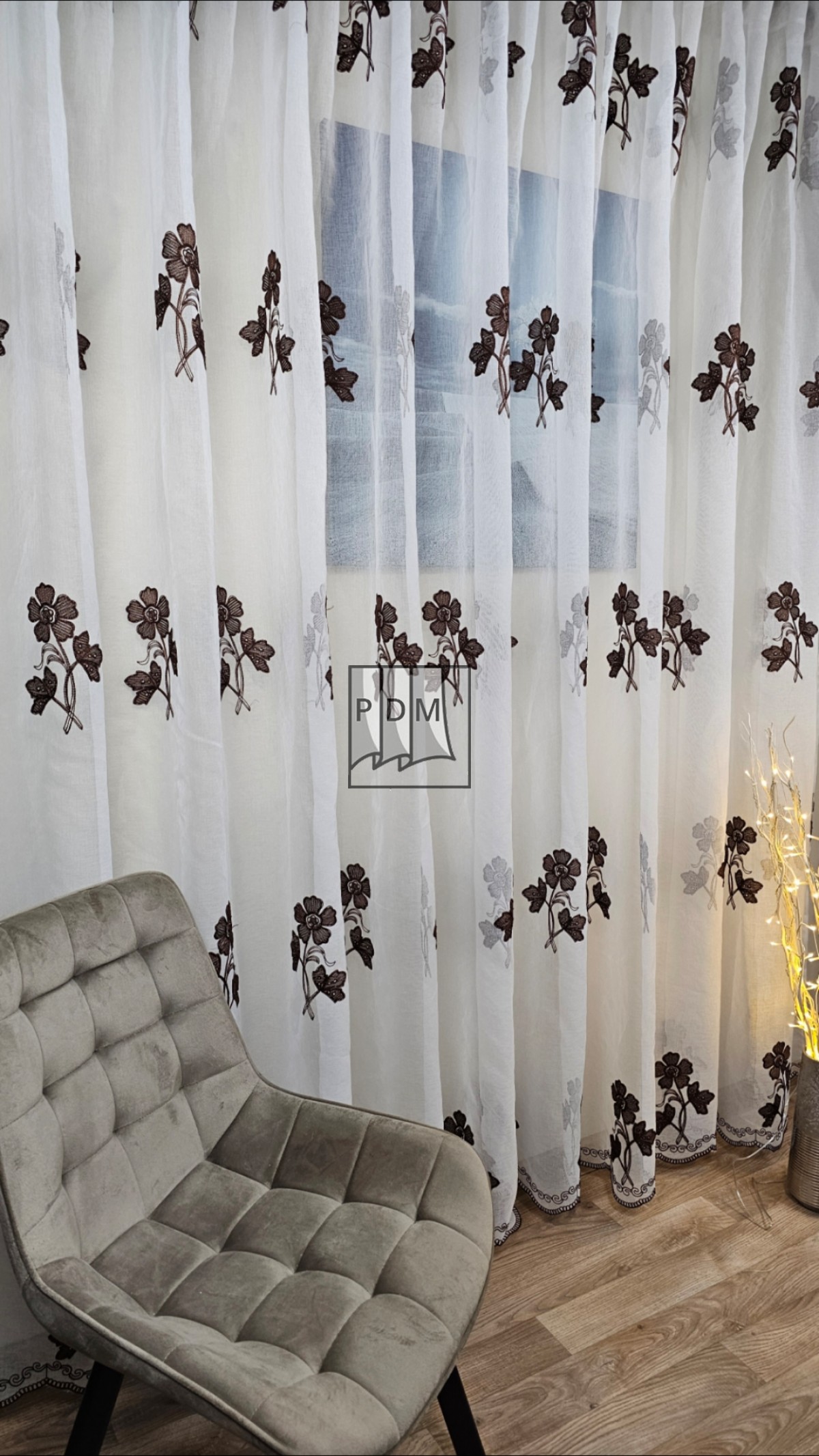 Perdea tip in brodat ivory, model floral maro imagine 2
