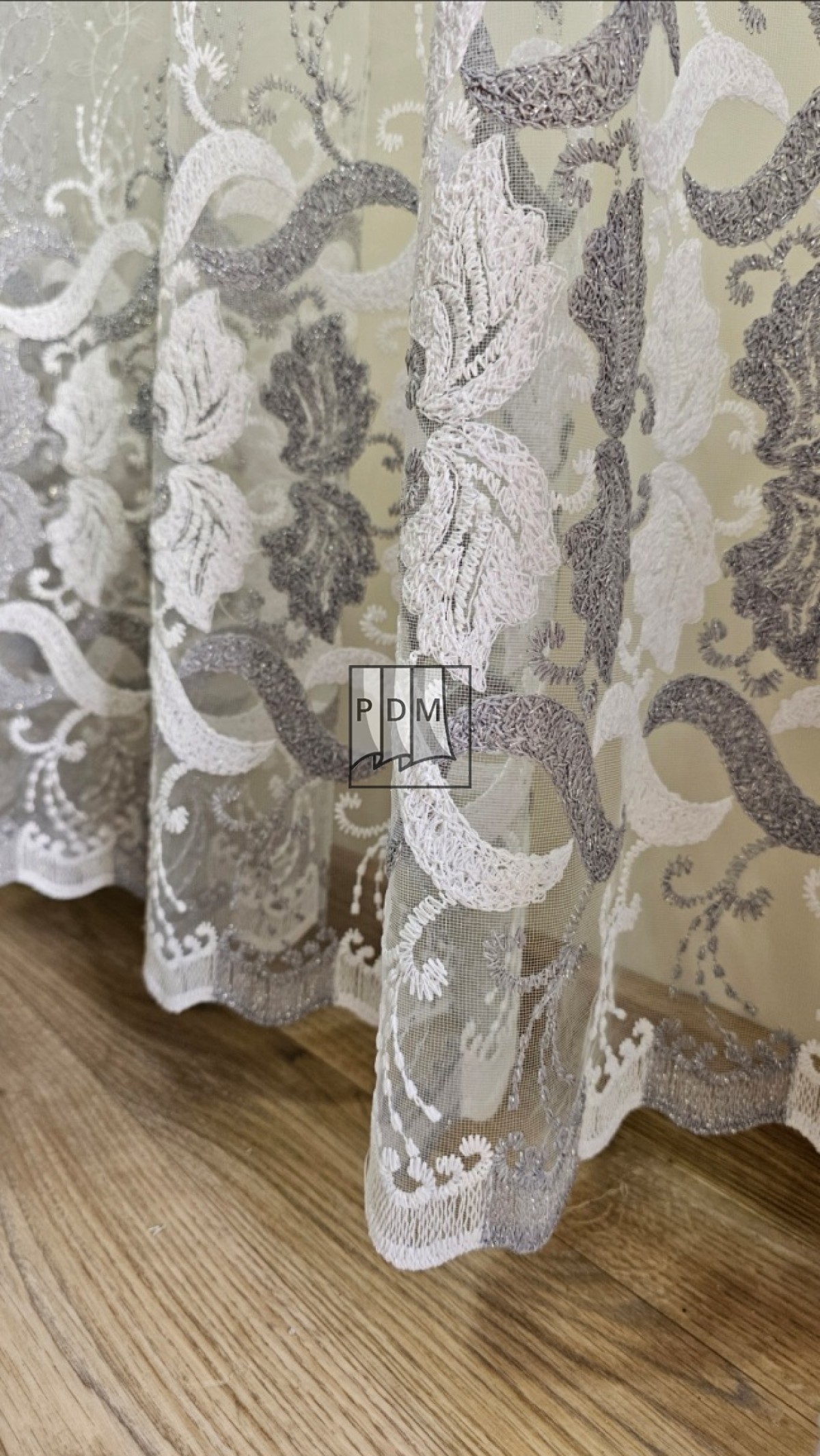 Perdea tulle brodat, alb/gri imagine 5