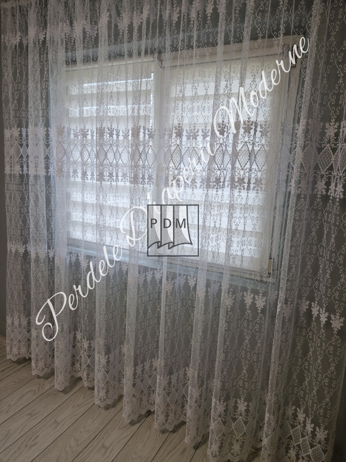 Perdea tulle brodat, alb imagine 2