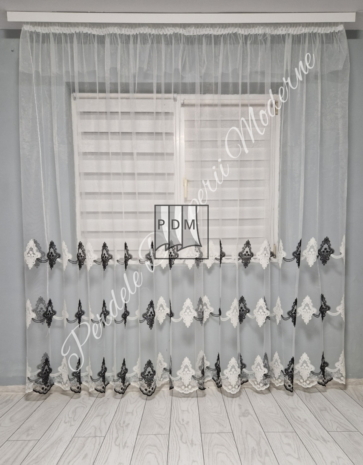 poze Perdea tulle brodat, ivory/negru