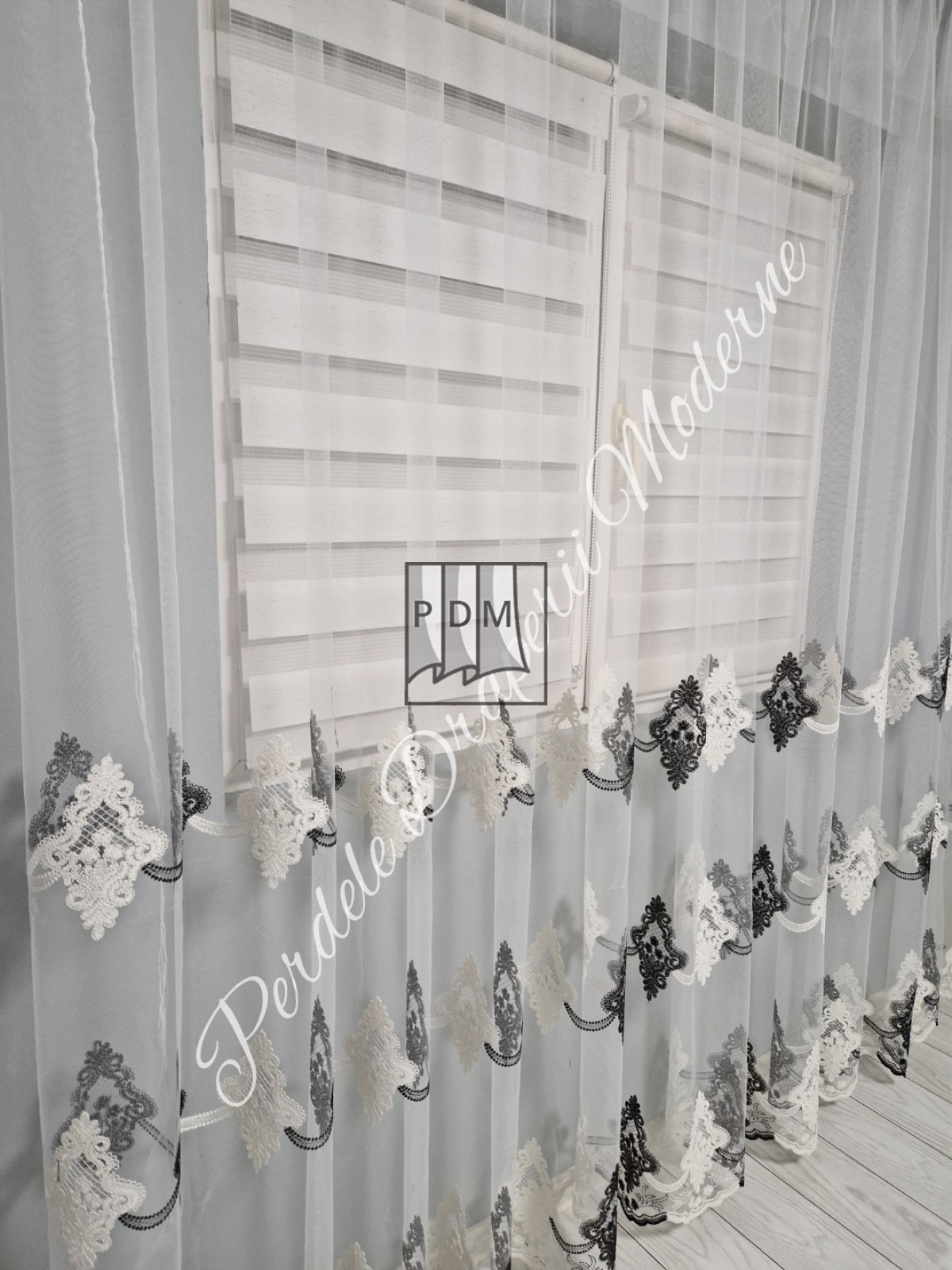 Perdea tulle brodat, ivory/negru imagine 3     