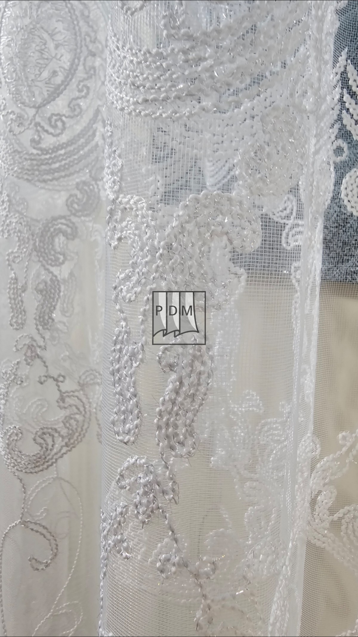 Perdea tulle brodat alb, 100% poliester imagine 5