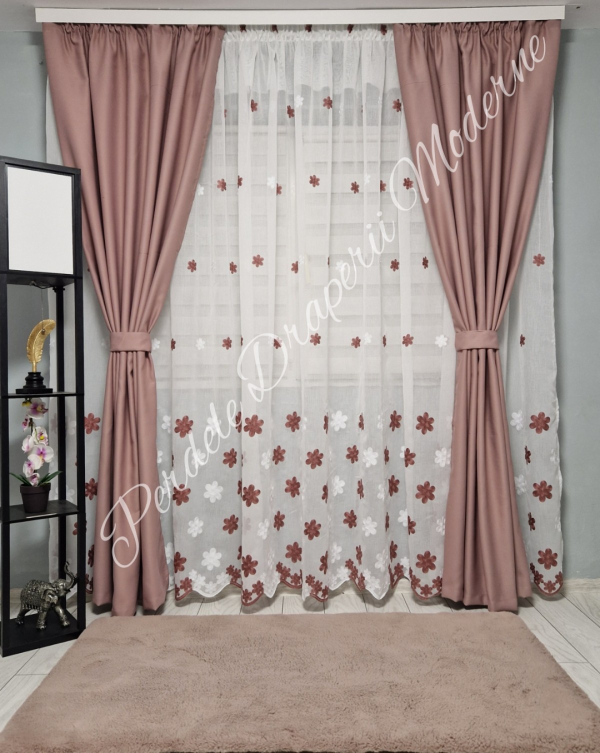 poze Set floricele roz pudra